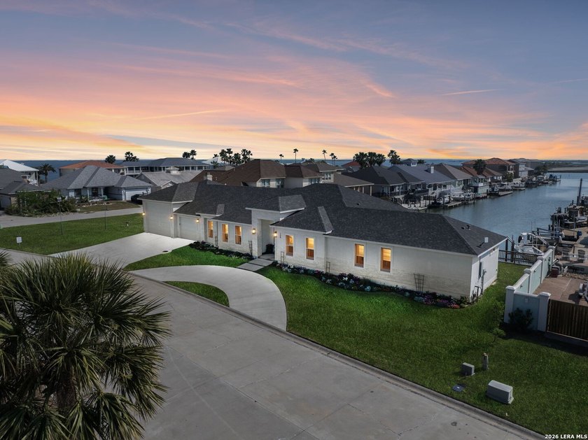 Forget everything you thought you knew about Texas coastal - Beach Home for sale in Aransas Pass, Texas on Beachhouse.com