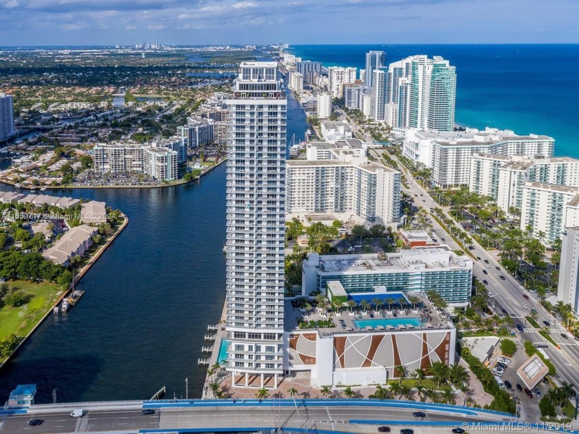 Stylish and elegant with spectacular city and Intracoastal views - Beach Condo for sale in Hollywood, Florida on Beachhouse.com