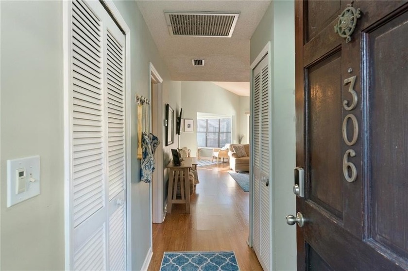 Primary residence?  Rental investment?  Second home?  The choice - Beach Condo for sale in Saint Simons, Georgia on Beachhouse.com