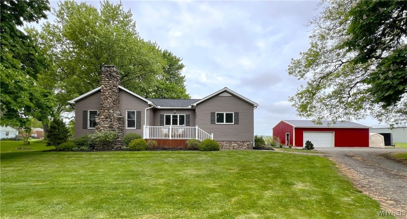 Beautifully updated ranch home on large lot with serene view - Beach Home for sale in Wilson, New York on Beachhouse.com