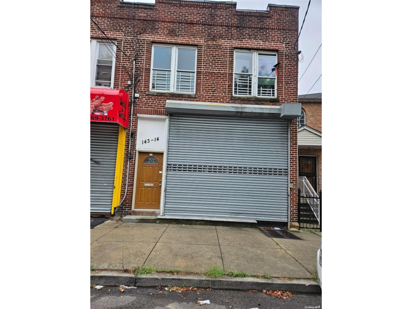 Renovated, HVAC For Store, Handicap Bathroom In Store, Electric - Beach Townhome/Townhouse for sale in Jamaica, New York on Beachhouse.com