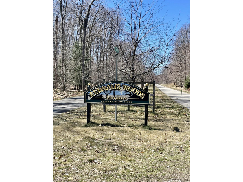 Looking for a beautiful building site in a premire subdivsion in - Beach Lot for sale in Ludington, Michigan on Beachhouse.com