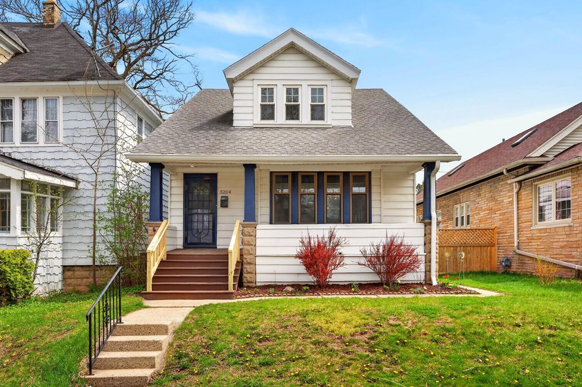 Charming Bay View bungalow blending timeless character with - Beach Home for sale in Milwaukee, Wisconsin on Beachhouse.com