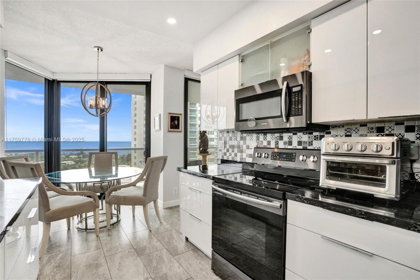 Welcome to your dream home in the heart of Aventura! This condo - Beach Condo for sale in Aventura, Florida on Beachhouse.com