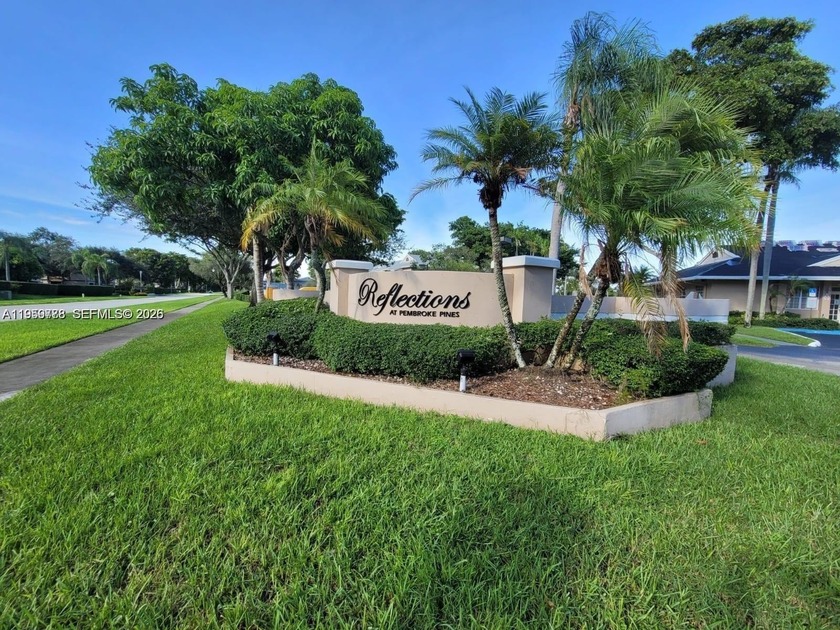 This remodeled condo offers 2 bedrooms and 2 full bathrooms. The - Beach Condo for sale in Pembroke Pines, Florida on Beachhouse.com