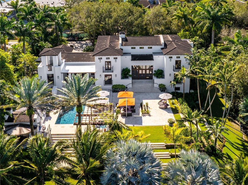 Welcome to 555 Arvida Pkwy- a stunning Mediterranean AND Modern - Beach Home for sale in Coral Gables, Florida on Beachhouse.com