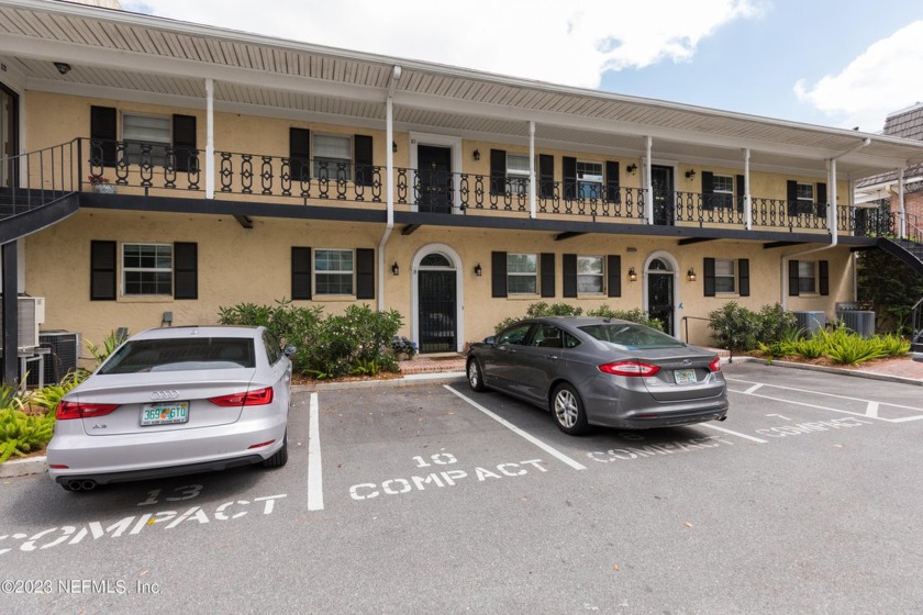 Fabulous totally renovated waterfront condo overlooking a - Beach Condo for sale in Jacksonville, Florida on Beachhouse.com