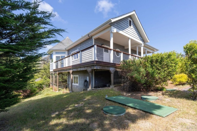 Charm and style exude from this custom designed beach cottage - Beach Home for sale in Gualala, California on Beachhouse.com