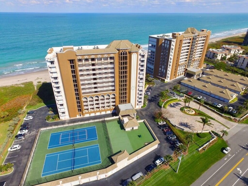 Congratulations! You've discovered a stunning piece of paradise! - Beach Condo for sale in Hutchinson Island, Florida on Beachhouse.com