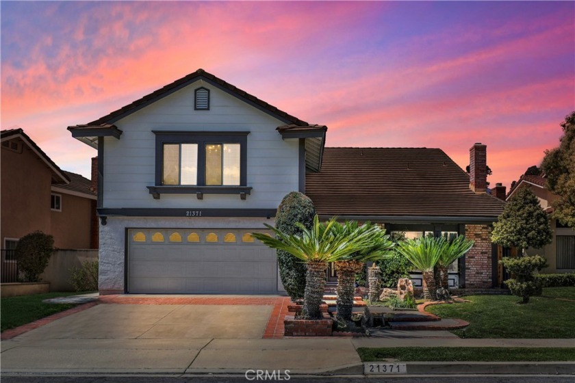 Why don't you make this exquisite 4-bedroom, 3-bathroom - Beach Home for sale in Lake Forest, California on Beachhouse.com