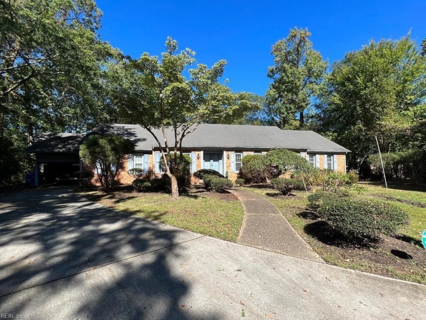 Wonderful opportunity to purchase in Fairfield Subdivision. This - Beach Home for sale in Virginia Beach, Virginia on Beachhouse.com