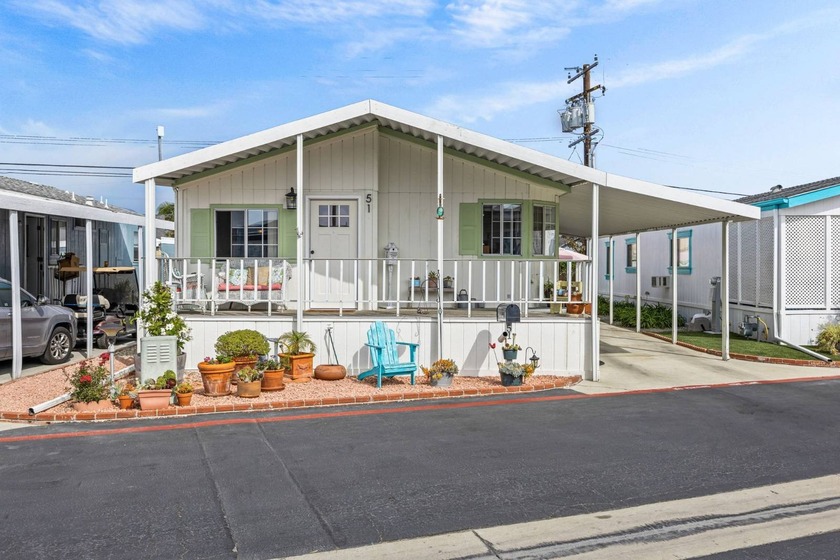 Located in the highly desirable gated community of Rancho Del - Beach Home for sale in Huntington Beach, California on Beachhouse.com