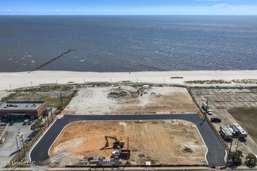 Waterfront Lots on Beach Blvd.  Walk out to the Gulf from your - Beach Lot for sale in Biloxi, Mississippi on Beachhouse.com