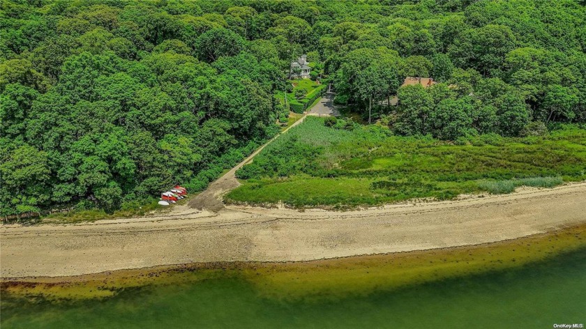 This stunning, youthful Post Modern home is situated just one - Beach Home for sale in Port Jefferson, New York on Beachhouse.com