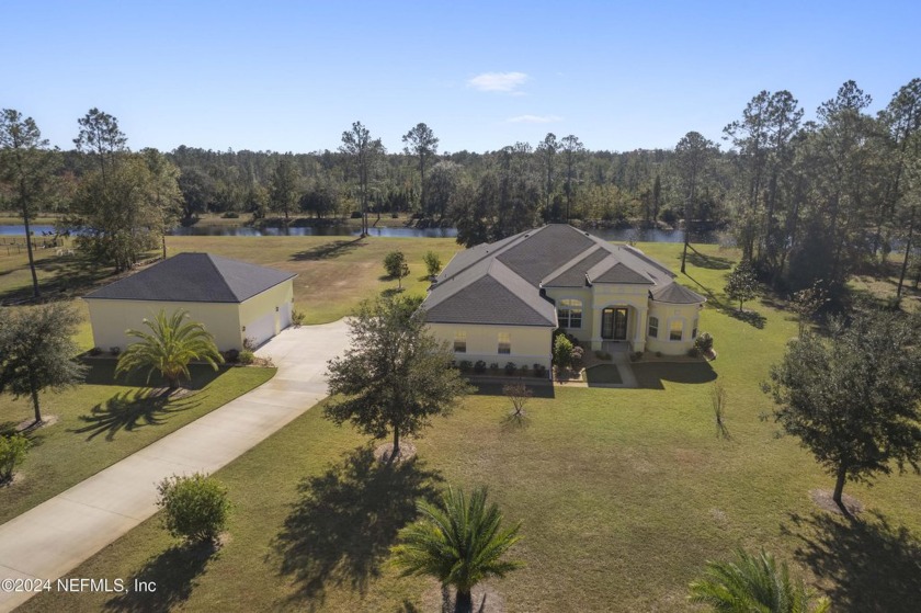 2.57 Acre Lakefront in Prestigious Jacksonville Ranch Club! This - Beach Home for sale in Jacksonville, Florida on Beachhouse.com