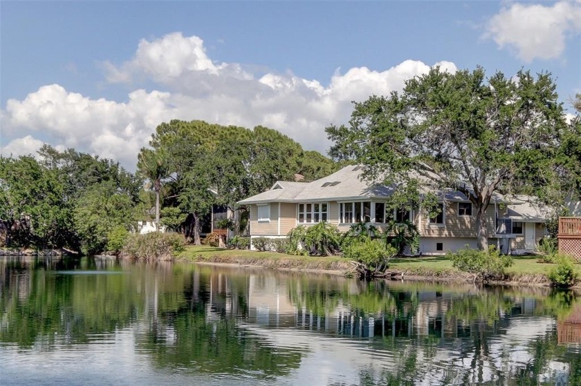 Welcome to Pointe Alexis, Tarpon Spring's award winning - Beach Home for sale in Tarpon Springs, Florida on Beachhouse.com