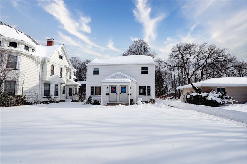 Welcome to 3482-3484 Lake Ave, a well-maintained side-by-side - Beach Home for sale in Rochester, New York on Beachhouse.com