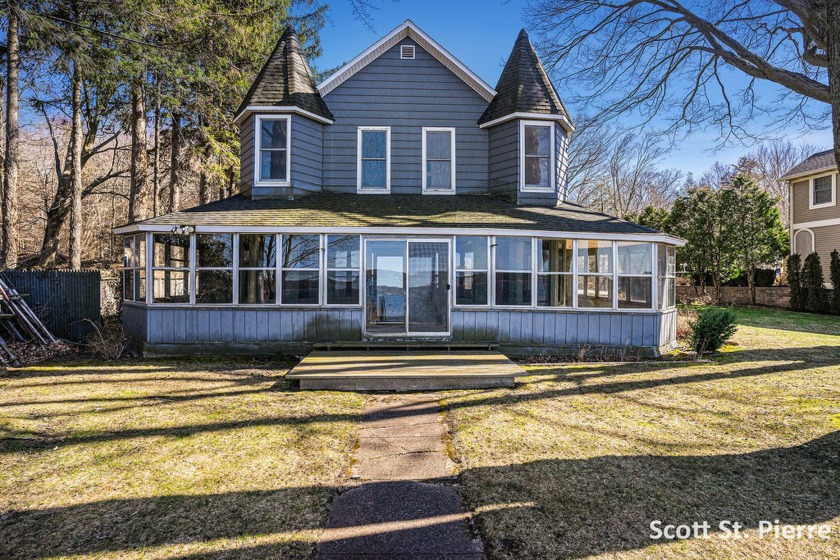 Imagine living the life you've always dreamed of, right on the - Beach Home for sale in Whitehall, Michigan on Beachhouse.com