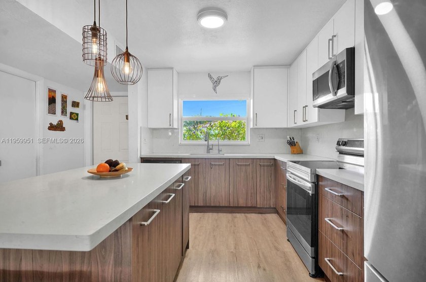 AMAZING TOWNHOUSE in an unbeatable location - Live the - Beach Condo for sale in North Miami, Florida on Beachhouse.com