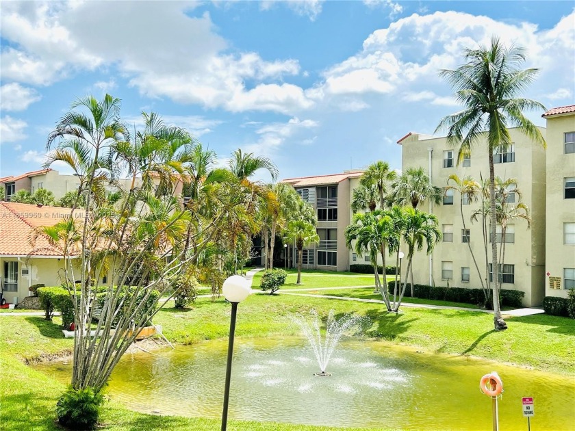 Welcome to your new home in the Courtyards of Broward! This - Beach Condo for sale in North Lauderdale, Florida on Beachhouse.com