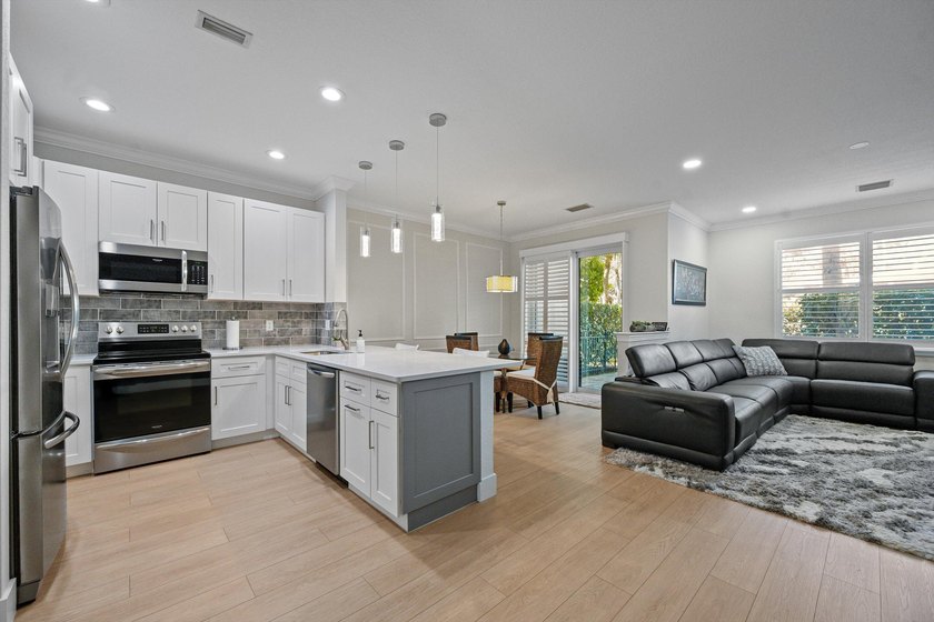 Completely remodeled in 2023 with full impact windows and doors - Beach Townhome/Townhouse for sale in Riviera Beach, Florida on Beachhouse.com