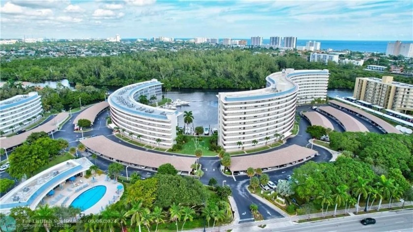 Great water views from this first floor one bedroom one bath - Beach Condo for sale in Deerfield Beach, Florida on Beachhouse.com