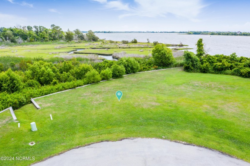 Stunning Cul-de-Sac Lot with Intracoastal Waterway Views

 - Beach Lot for sale in Holly Ridge, North Carolina on Beachhouse.com