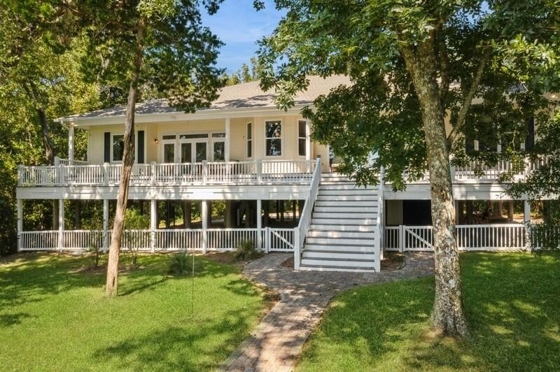 Discover the epitome of quiet elegance in this thoughtfully - Beach Home for sale in Freeport, Florida on Beachhouse.com