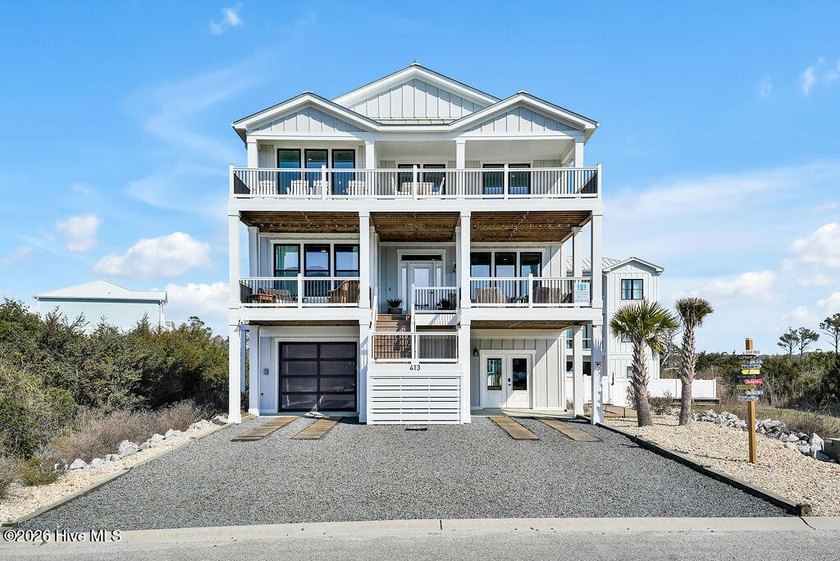 Welcome to your like-new coastal dream oasis, perfectly located - Beach Home for sale in Ocean Isle Beach, North Carolina on Beachhouse.com