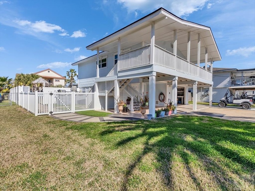 This home is a must-see in the heart of Jamaica Beachpletely - Beach Home for sale in Jamaica Beach, Texas on Beachhouse.com