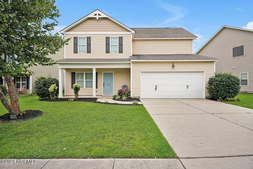 Welcome to this beautifully updated 3-bedroom, 2.5-bathroom home - Beach Home for sale in Wilmington, North Carolina on Beachhouse.com