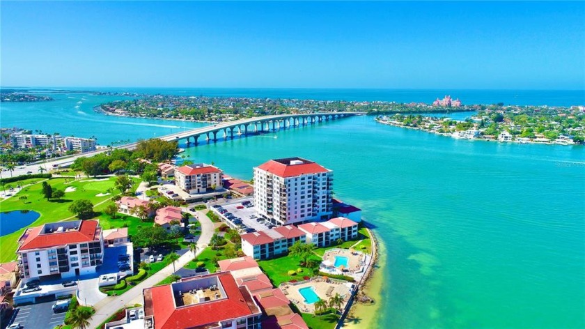 BREATHTAKING WATERVIEWS FROM EVERY ROOM IN THIS BEAUTIFUL 12TH - Beach Condo for sale in St. Petersburg, Florida on Beachhouse.com
