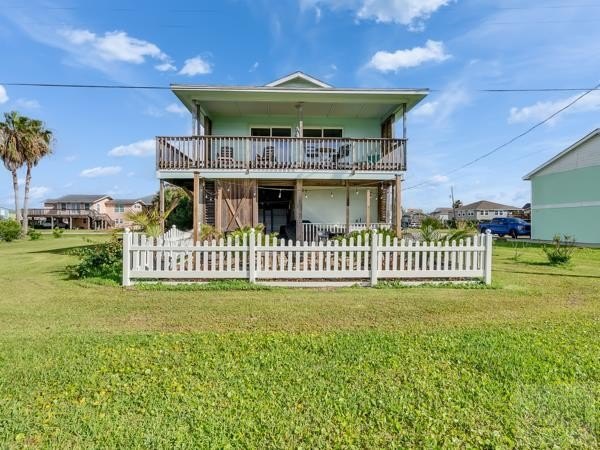 Charming cottage in Jamaica Beach just blocks from the beach - Beach Home for sale in Jamaica Beach, Texas on Beachhouse.com