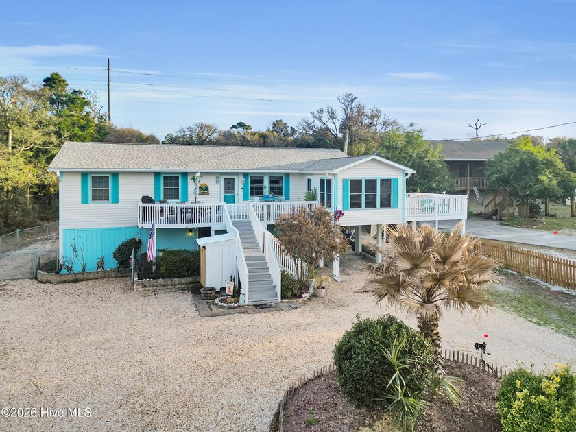 Unobstructed Intracoastal Waterway views and spectacular sunsets - Beach Home for sale in Emerald Isle, North Carolina on Beachhouse.com
