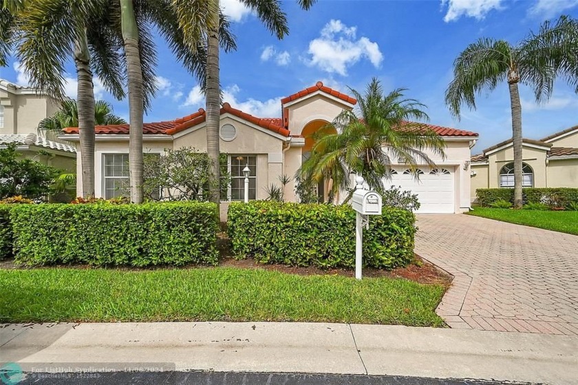 3 Bedroom, 2 Bath single family home in Boca Golf & Tennis Club - Beach Home for sale in Boca Raton, Florida on Beachhouse.com