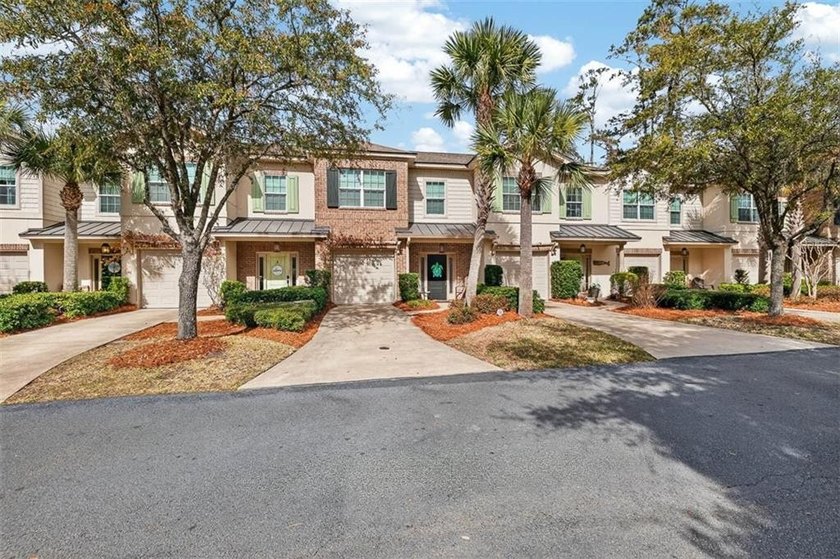 Perfect for full-time living, a vacation getaway, or an - Beach Townhome/Townhouse for sale in Saint Simons, Georgia on Beachhouse.com