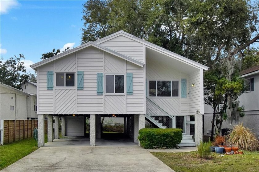 Exceptional Opportunity! Ideally located within walking distance - Beach Home for sale in Saint Simons, Georgia on Beachhouse.com