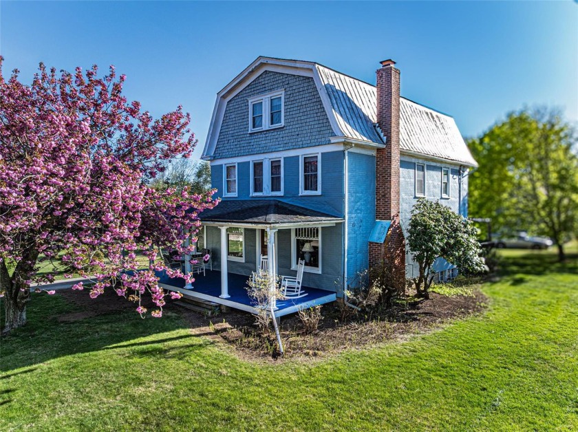 Discover timeless charm and classic North Fork living in this - Beach Home for sale in Cutchogue, New York on Beachhouse.com