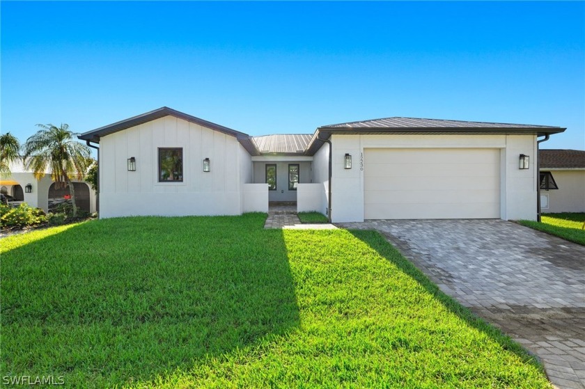 DIRECT SAILBOAT ACCESS - NO LOCKS! And NO Miserable Mile! New - Beach Home for sale in Matlacha, Florida on Beachhouse.com