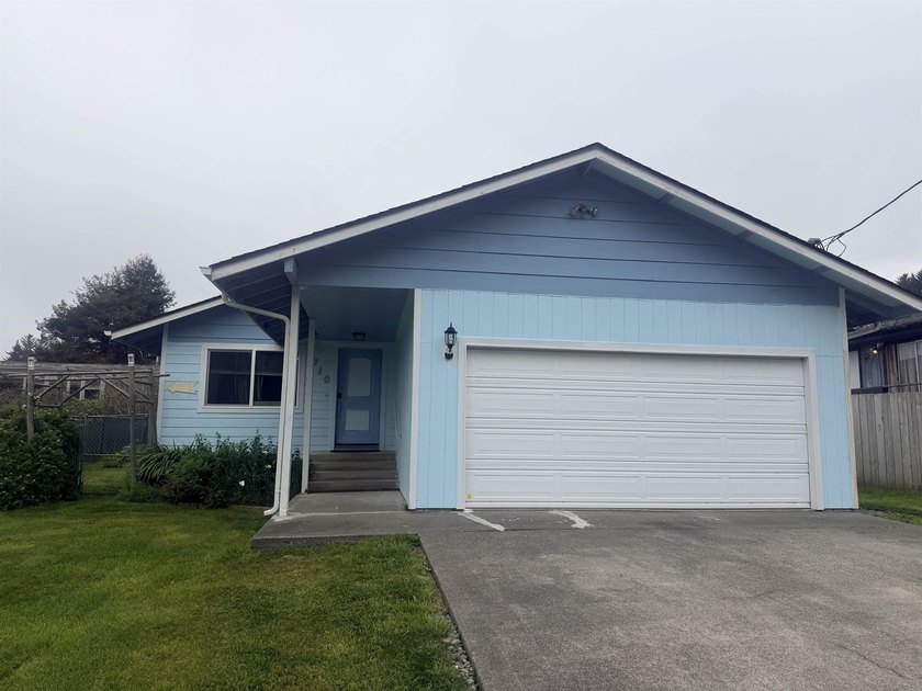 Coastal Living + Income Potential + Accessibility - Turnkey - Beach Home for sale in Crescent City, California on Beachhouse.com