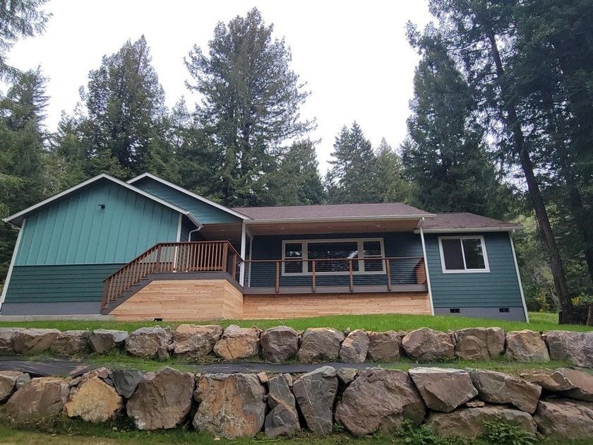 This newly constructed 3-bedroom, 2-1/2 bathroom home offers - Beach Home for sale in Crescent City, California on Beachhouse.com