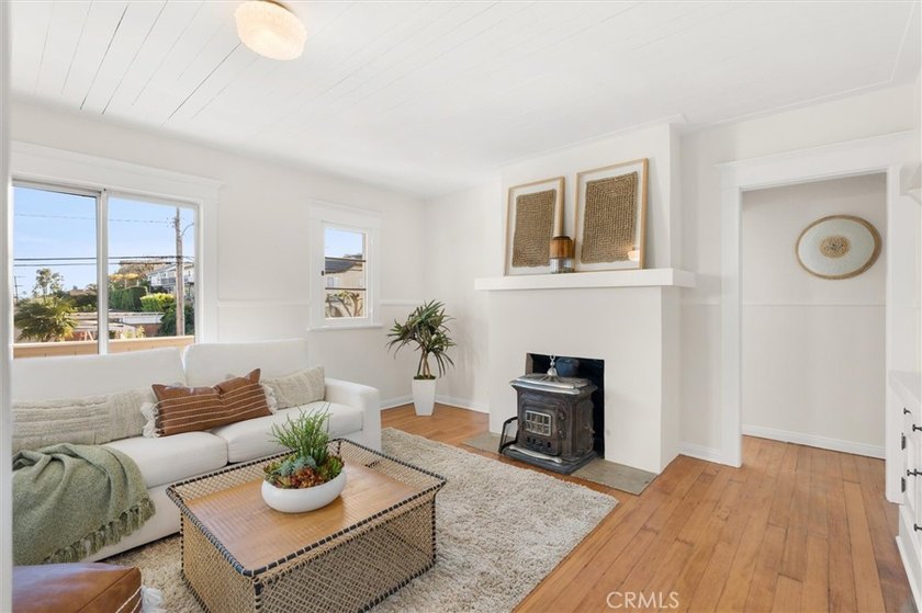 Views, Charm  and Nostalgia welcome you the this historic 1918 - Beach Home for sale in San Pedro, California on Beachhouse.com