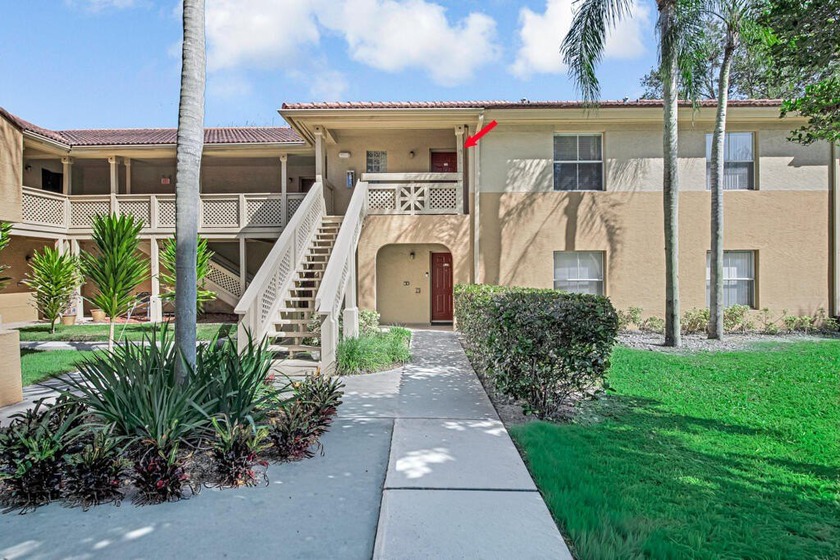 This charming furnished home features two spacious bedrooms and - Beach Condo for sale in West Palm Beach, Florida on Beachhouse.com