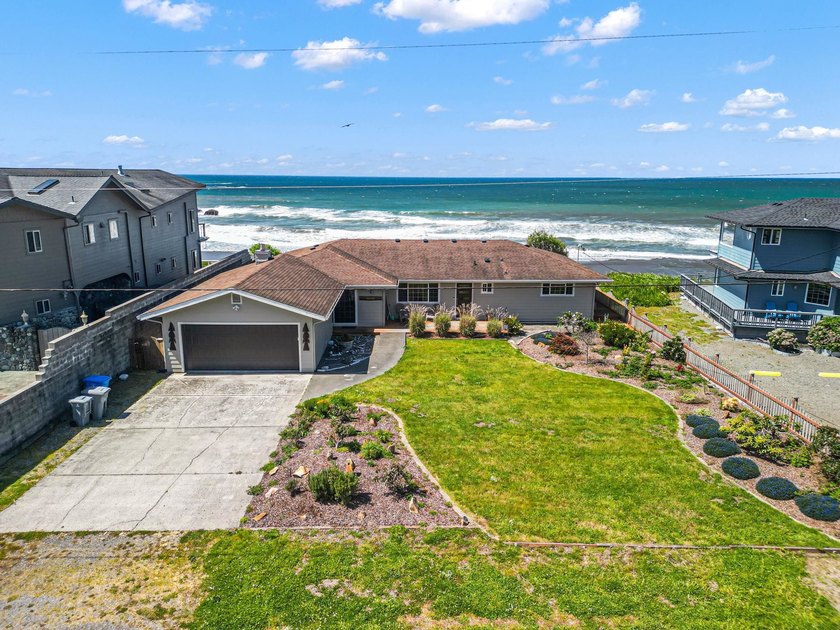Sought-after oceanfront living in Smith River, CA, right on the - Beach Home for sale in Smith River, California on Beachhouse.com