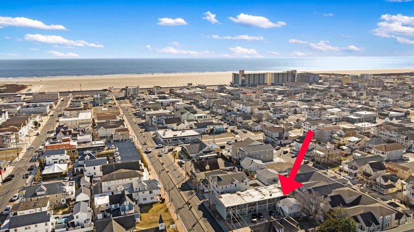Welcome to 128 E Rio Grande Ave! This completely renovated - Beach Condo for sale in Wildwood, New Jersey on Beachhouse.com