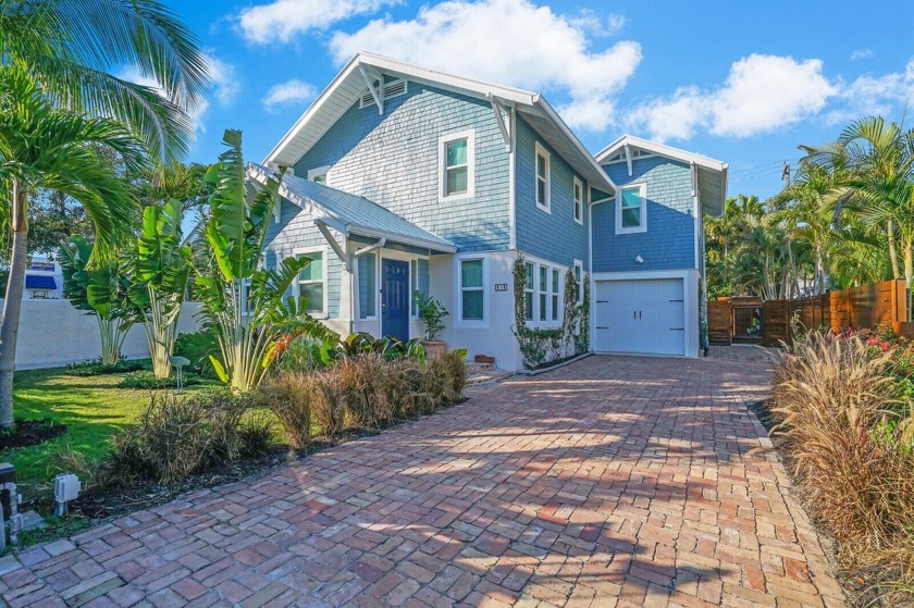 Discover a timeless jewel in the heart of West Palm Beach, where - Beach Home for sale in West Palm Beach, Florida on Beachhouse.com