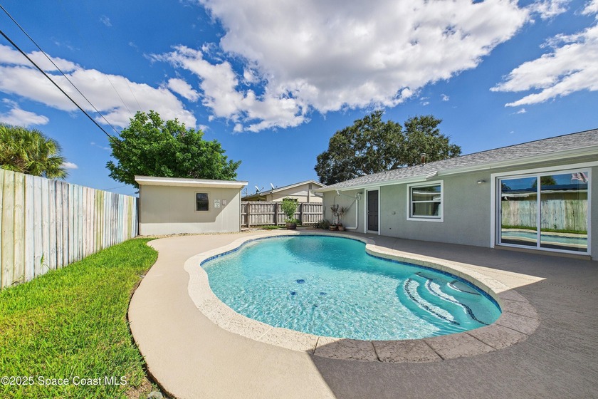 Don't miss this beautifully updated home right in the heart of - Beach Home for sale in Merritt Island, Florida on Beachhouse.com