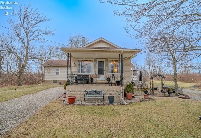 15 acres of waterfront privacy! Welcome to 7723 W Little Portage - Beach Home for sale in Oak Harbor, Ohio on Beachhouse.com