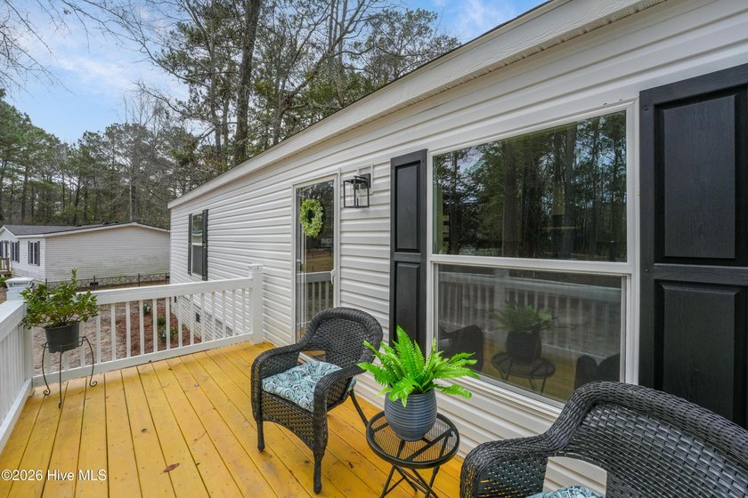 Welcome to 108 Pond View Circle in Hampstead, NC! A beautiful - Beach Home for sale in Hampstead, North Carolina on Beachhouse.com