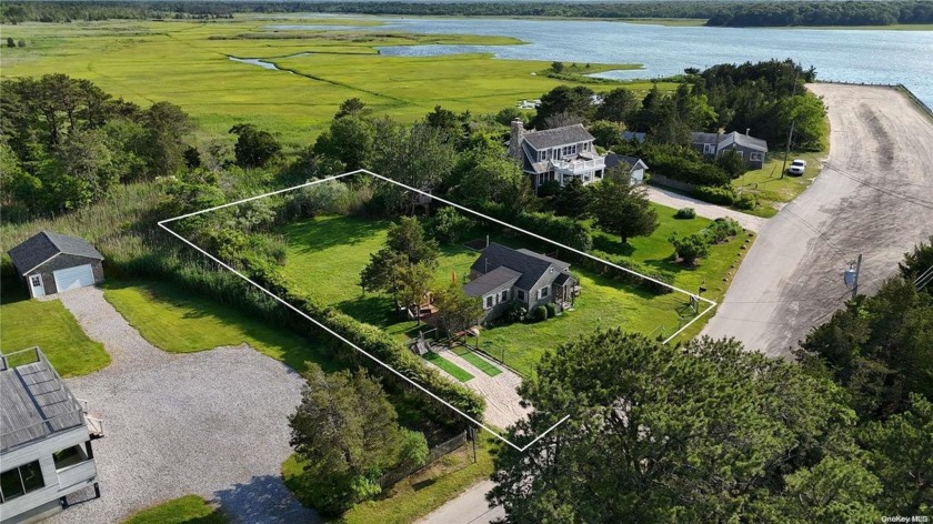 Nowheresville!   Cute fisherman's shack overlooks Northwest - Beach Home for sale in East Hampton, New York on Beachhouse.com